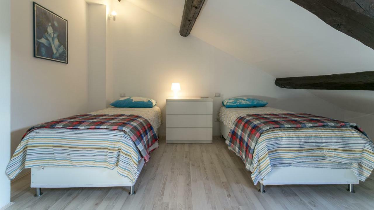 Navigli Attic Appartement Milaan Buitenkant foto